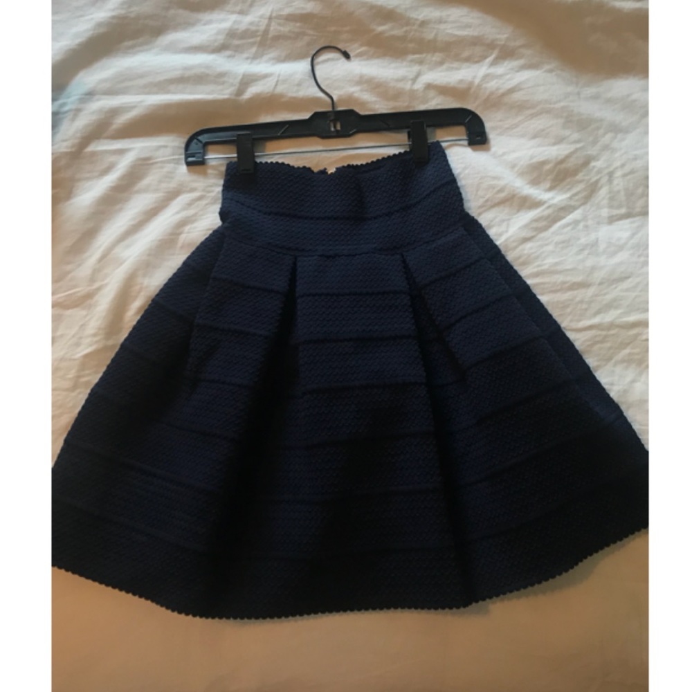 Navy skater skirt Size XS